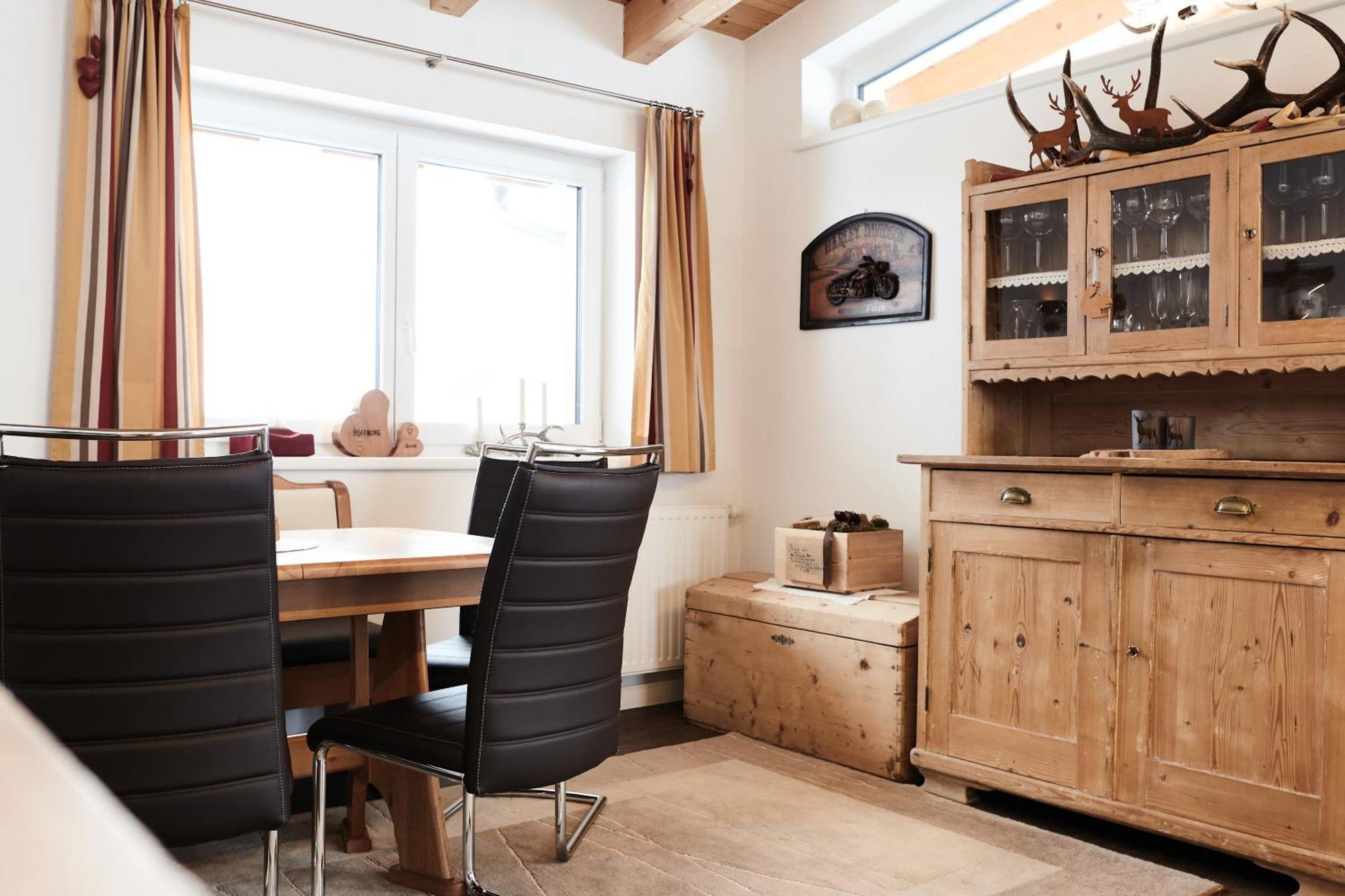 Hotel Haus Sepp Gruber Sankt Anton am Arlberg Habitación foto